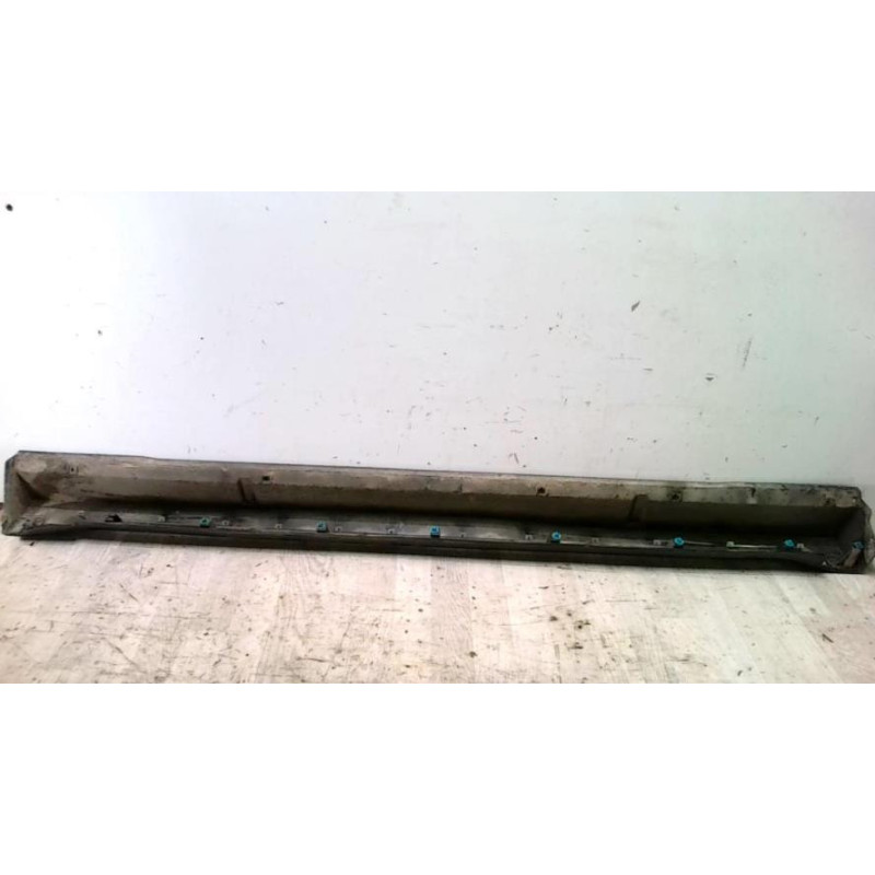 Bas de caisse droit MITSUBISHI OUTLANDER 2 PHASE 2 d’occasion