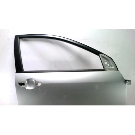 Porte avant droit TOYOTA COROLLA 10 PHASE 2 d’occasion