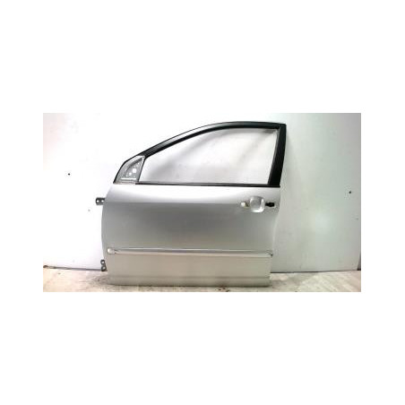 Porte avant gauche TOYOTA COROLLA 10 PHASE 2 d’occasion