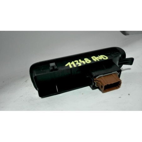 Interrupteur de leve vitre avant droit RENAULT SCENIC 2 PHASE 1 d’occasion