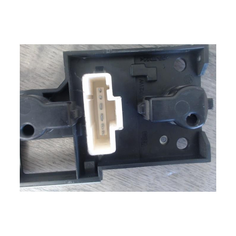 Platine feu arriere gauche CITROEN C5 1 PHASE 2 d’occasion