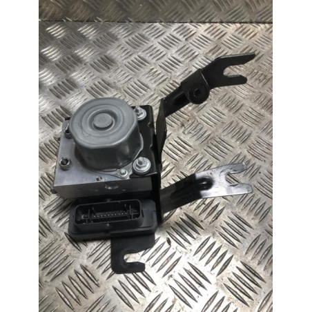 Bloc ABS (freins anti-blocage) DACIA DUSTER 2 PHASE 1 d’occasion