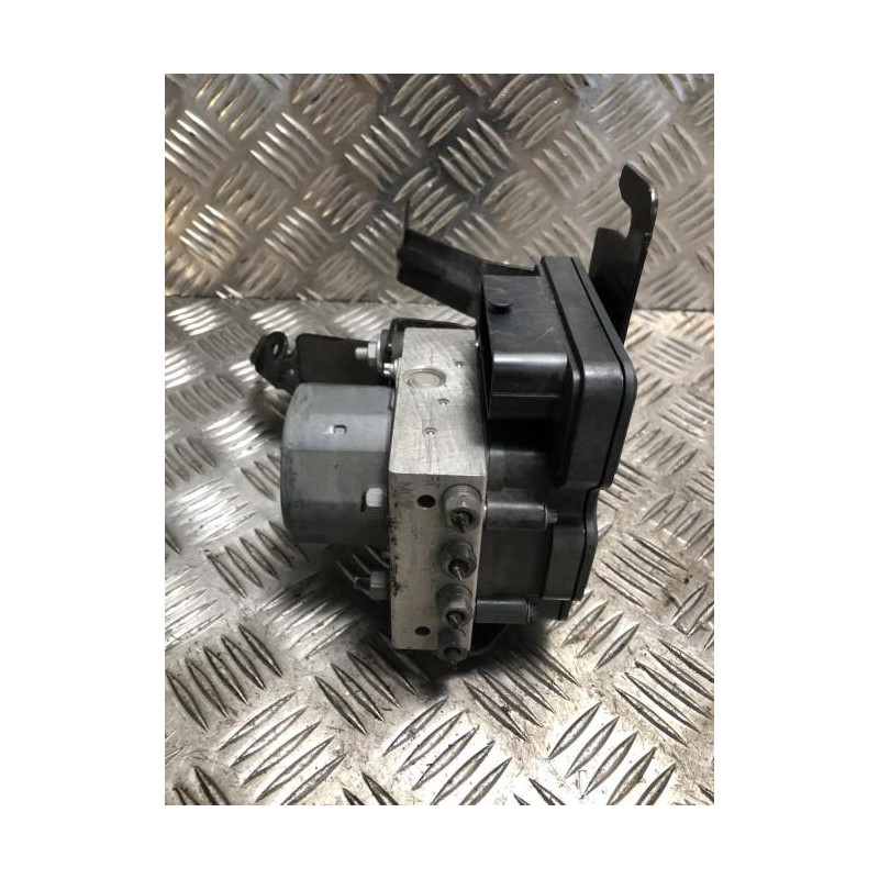 Bloc ABS (freins anti-blocage) DACIA DUSTER 2 PHASE 1 d’occasion