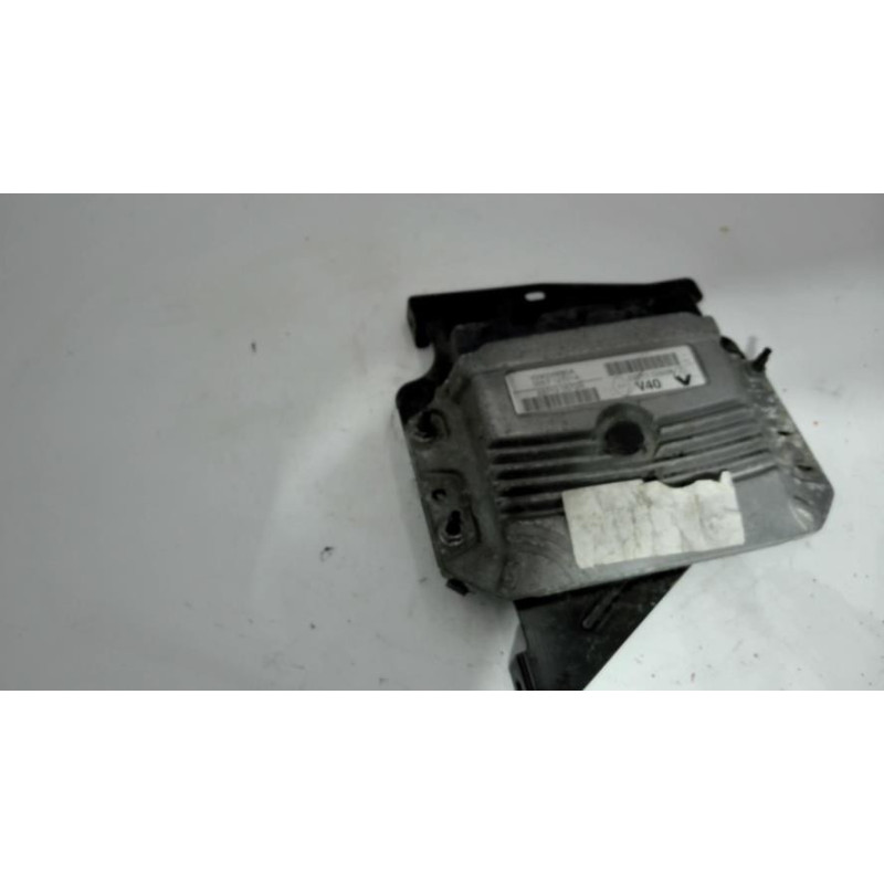 Calculateur moteur RENAULT GRAND SCENIC 3 PHASE 1 d’occasion