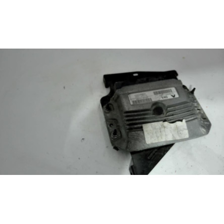 Calculateur moteur RENAULT GRAND SCENIC 3 PHASE 1 d’occasion