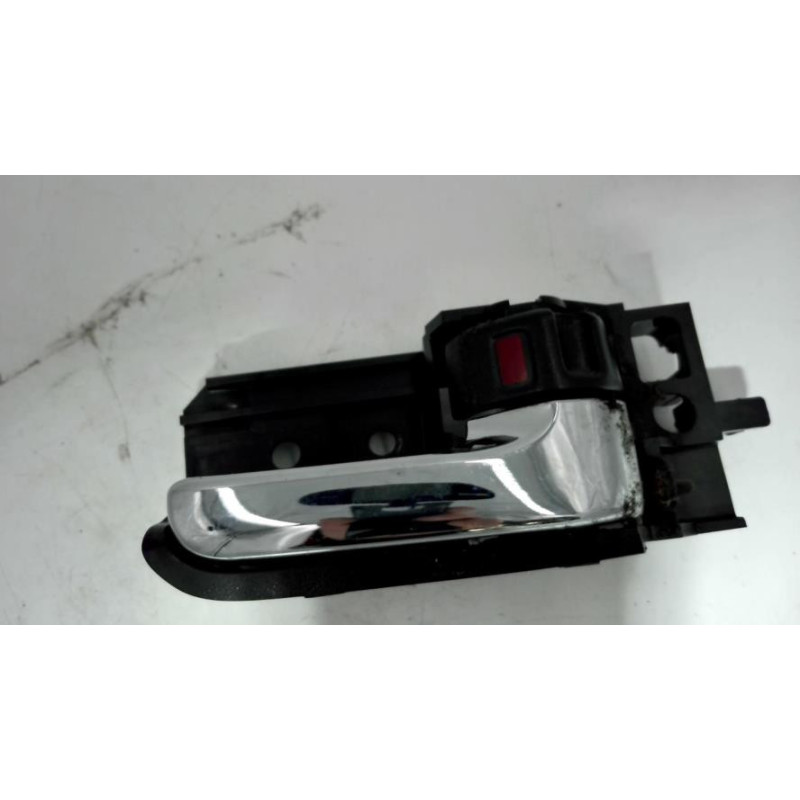 Poignee interieur avant droit TOYOTA COROLLA 10 PHASE 2 d’occasion