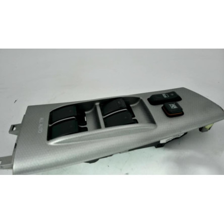 Interrupteur de leve vitre avant gauche TOYOTA COROLLA 10 PHASE 2 d’occasion
