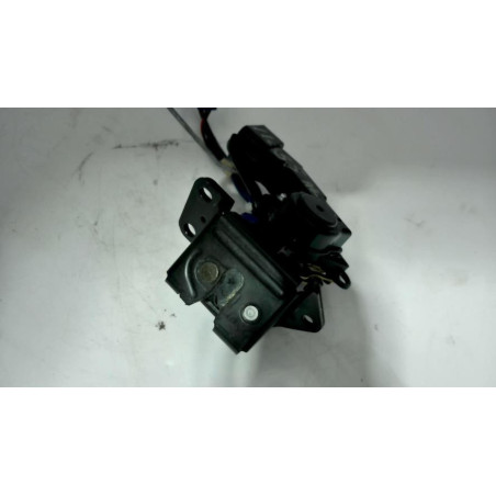 Serrure de hayon TOYOTA COROLLA 10 PHASE 2 d’occasion