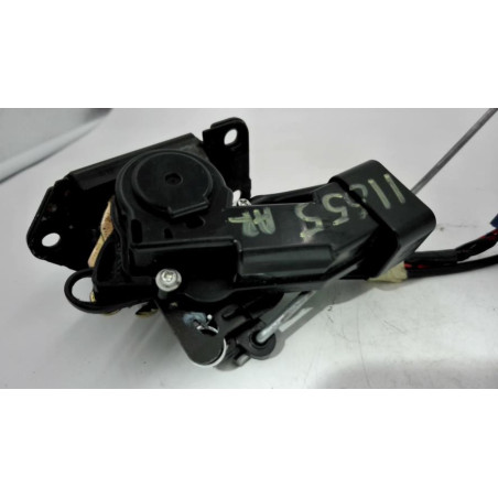 Serrure de hayon TOYOTA COROLLA 10 PHASE 2 d’occasion