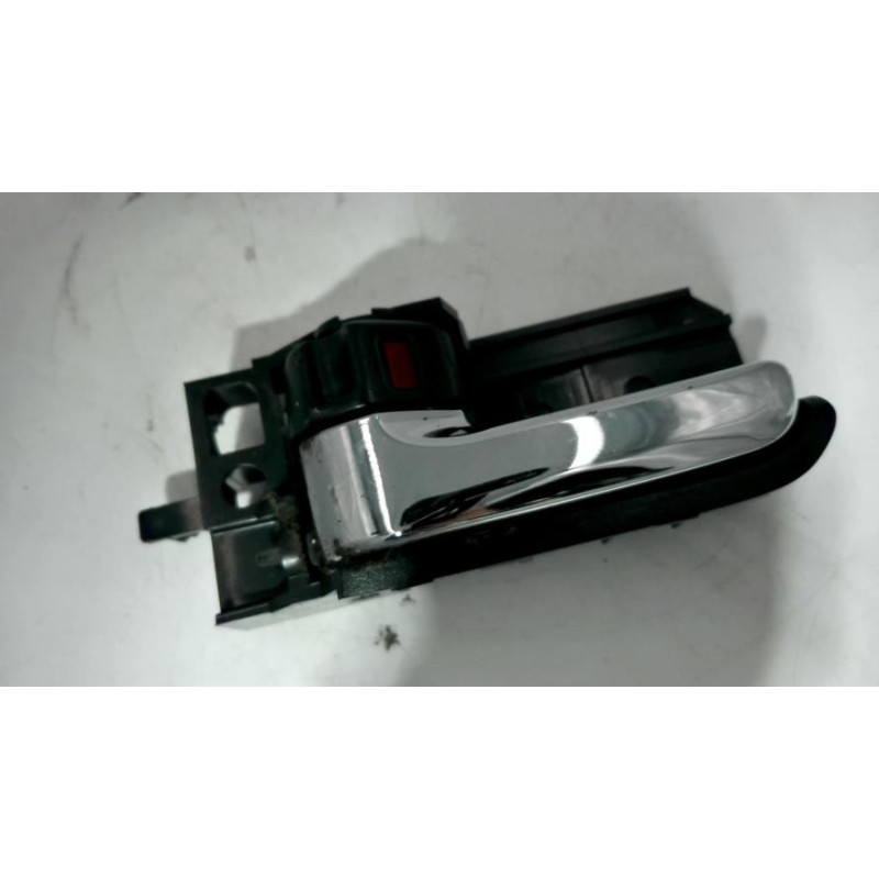 Poignee interieur avant gauche TOYOTA COROLLA 10 PHASE 2 d’occasion