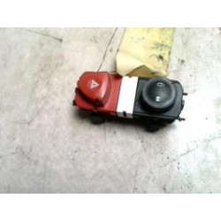 Bouton de warning RENAULT SCENIC 2 PHASE 2 d’occasion