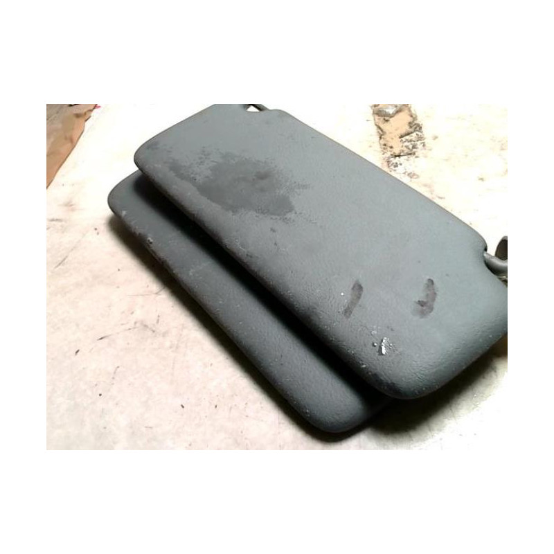 Pare soleil RENAULT CLIO 2 PHASE 1 d’occasion