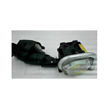 Ceinture avant droit TOYOTA COROLLA 10 PHASE 2 d’occasion