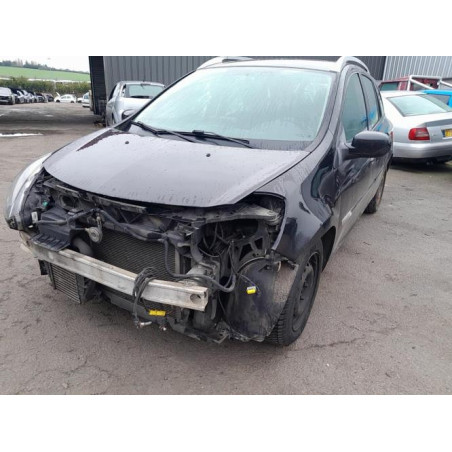 Commande autoradio RENAULT CLIO 3 PHASE 2 BREAK d’occasion