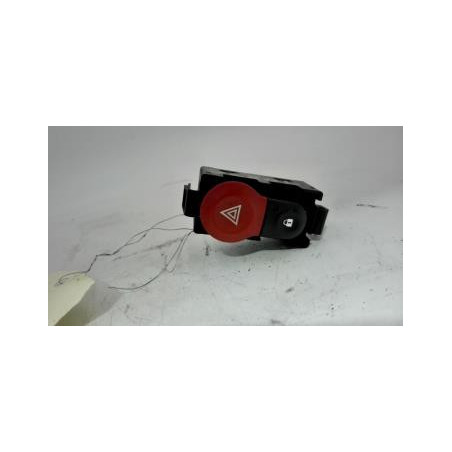Bouton de warning RENAULT KANGOO 2 PHASE 1 d’occasion