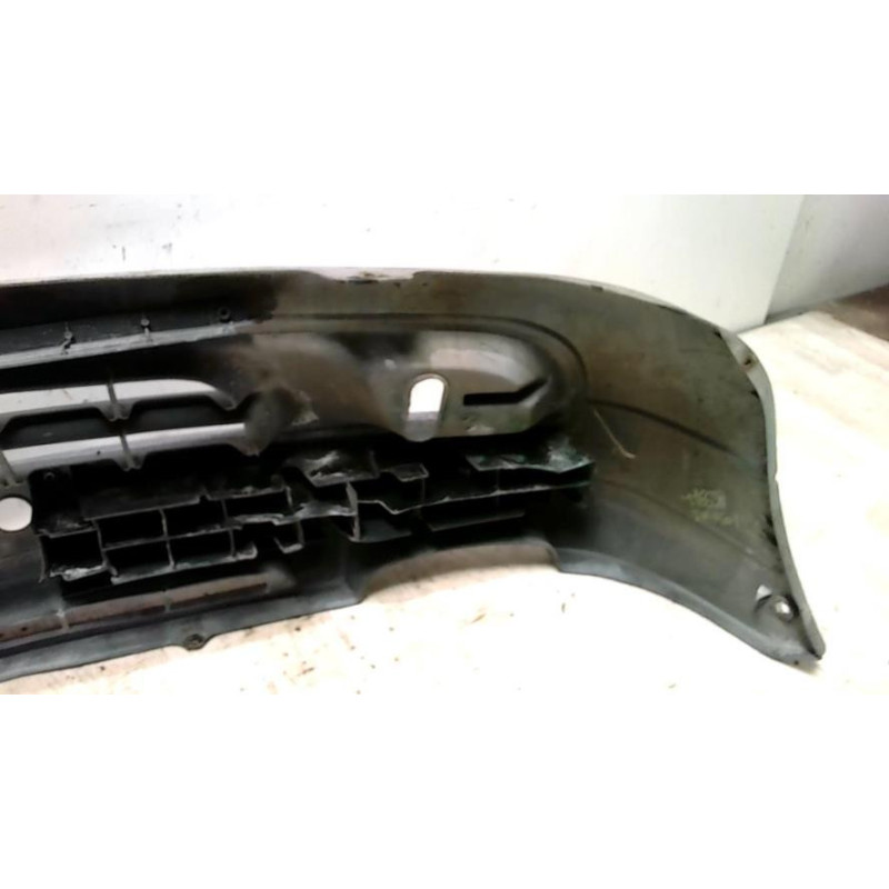 Pare choc avant RENAULT TWINGO 1 PHASE 1 d’occasion