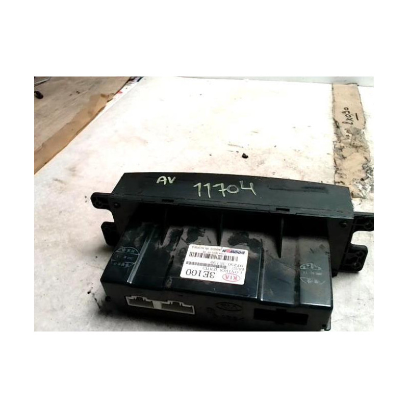 Commande chauffage KIA SORENTO 1 PHASE 1 d’occasion