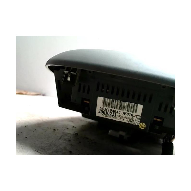Eclairage de plafonnier KIA SORENTO 1 PHASE 1 d’occasion