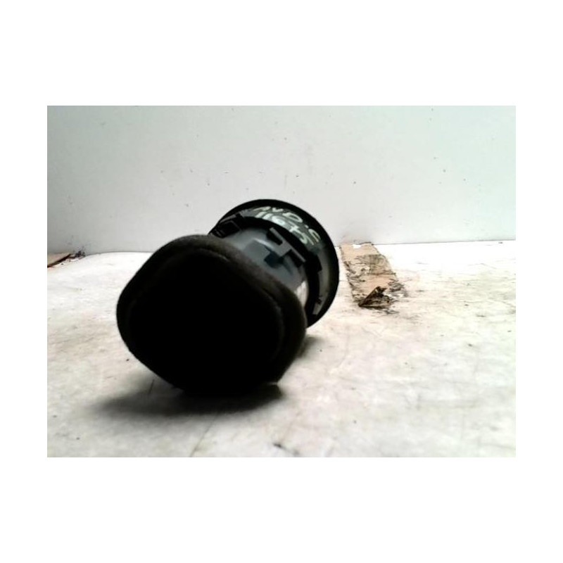 Aerateur tableau de bord avant droit AUDI A3 2 PHASE 1 d’occasion