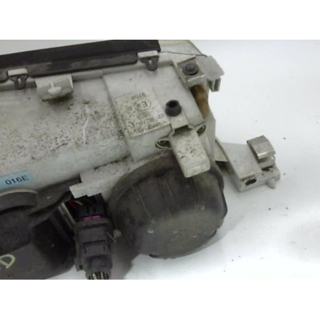 Optique avant principal droit (feux)(phare) SKODA OCTAVIA 1 PHASE 2 BREAK d’occasion