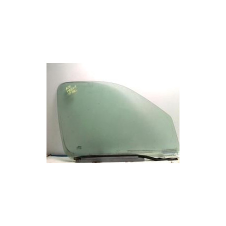 Vitre avant droit RENAULT KANGOO 1 PHASE 1 d’occasion