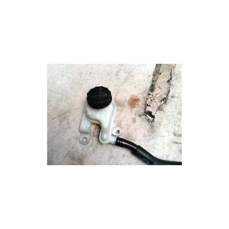 Maitre cylindre (freinage) FORD FIESTA 6 PHASE 1 d’occasion