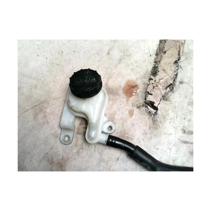 Maitre cylindre (freinage) FORD FIESTA 6 PHASE 1 d’occasion