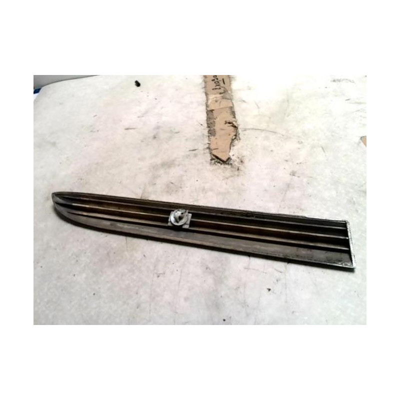 Baguette de porte arriere gauche  PEUGEOT 407 COUPE d’occasion