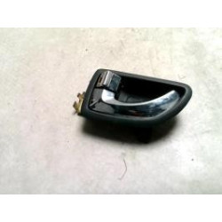 Poignee interieur avant gauche KIA SORENTO 1 PHASE 1 d’occasion
