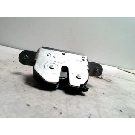 Serrure de coffre FIAT GRANDE PUNTO d’occasion