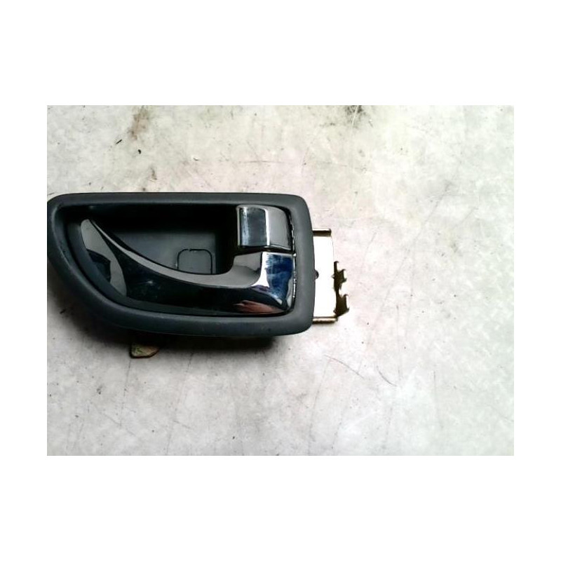 Poignee interieur avant droit KIA SORENTO 1 PHASE 1 d’occasion