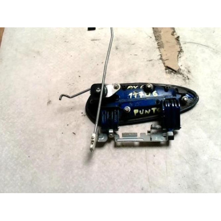 Poignee porte avant droit FIAT GRANDE PUNTO d’occasion