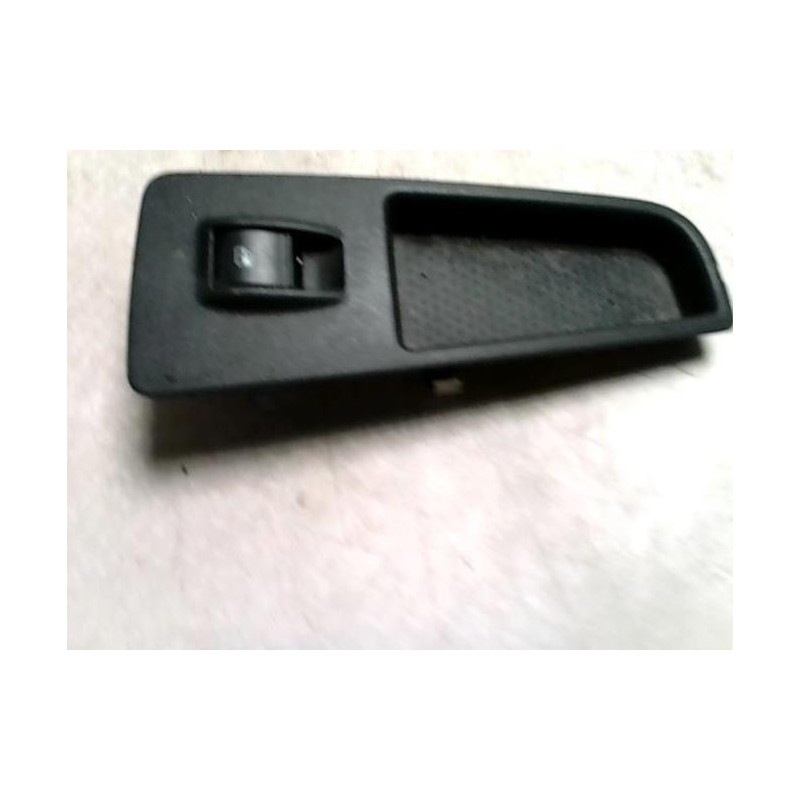 Interrupteur de leve vitre avant droit FIAT GRANDE PUNTO d’occasion