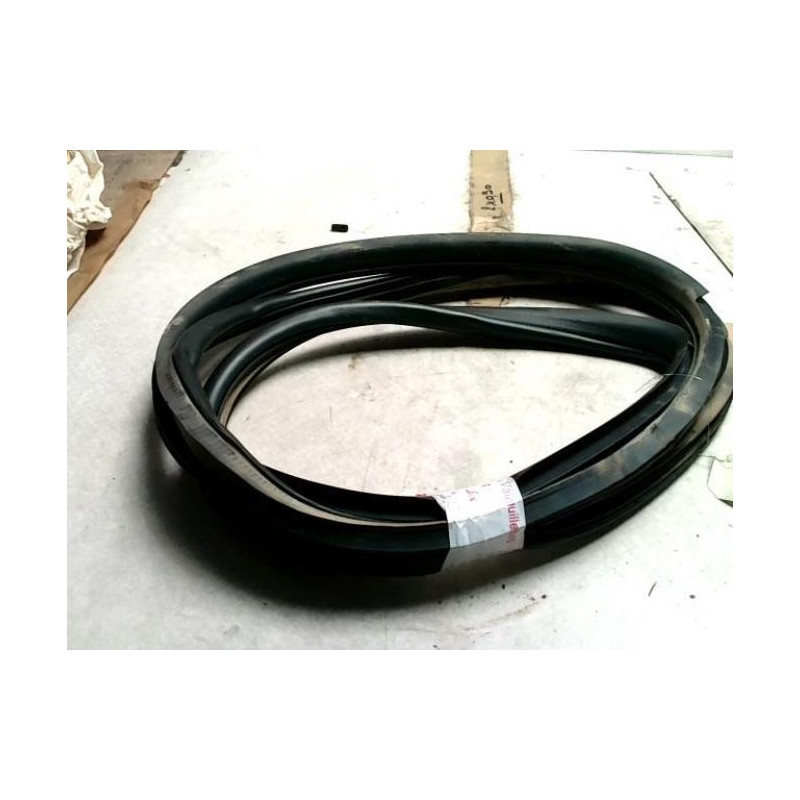 Joint de porte arriere gauche KIA SORENTO 1 PHASE 1 d’occasion