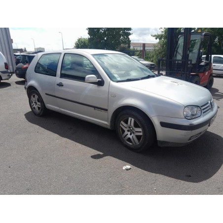 Leve vitre electrique avant droit VOLKSWAGEN GOLF 4 d’occasion