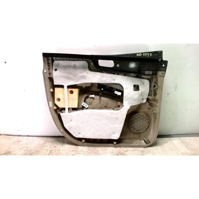 Panneau de porte avant droit KIA CARNIVAL 2 d’occasion