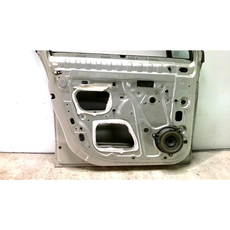 Porte avant gauche RENAULT GRAND SCENIC 3 PHASE 1 d’occasion