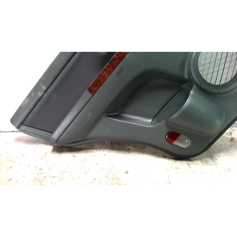 Panneau de porte arriere gauche KIA SORENTO 1 PHASE 1 d’occasion