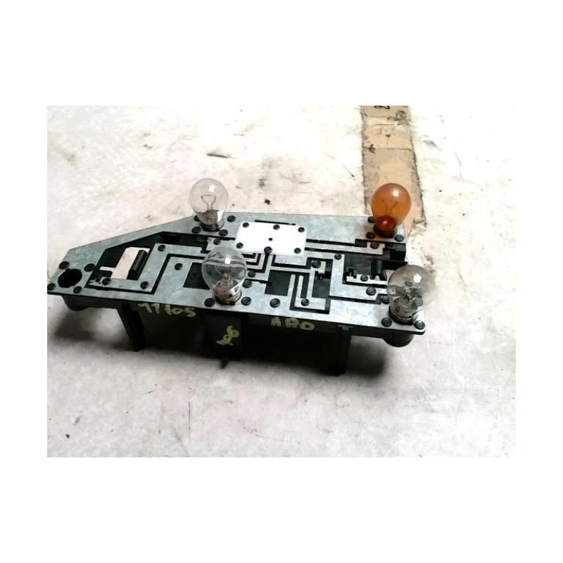 Platine feu arriere droit PEUGEOT 406 PHASE 2 d’occasion