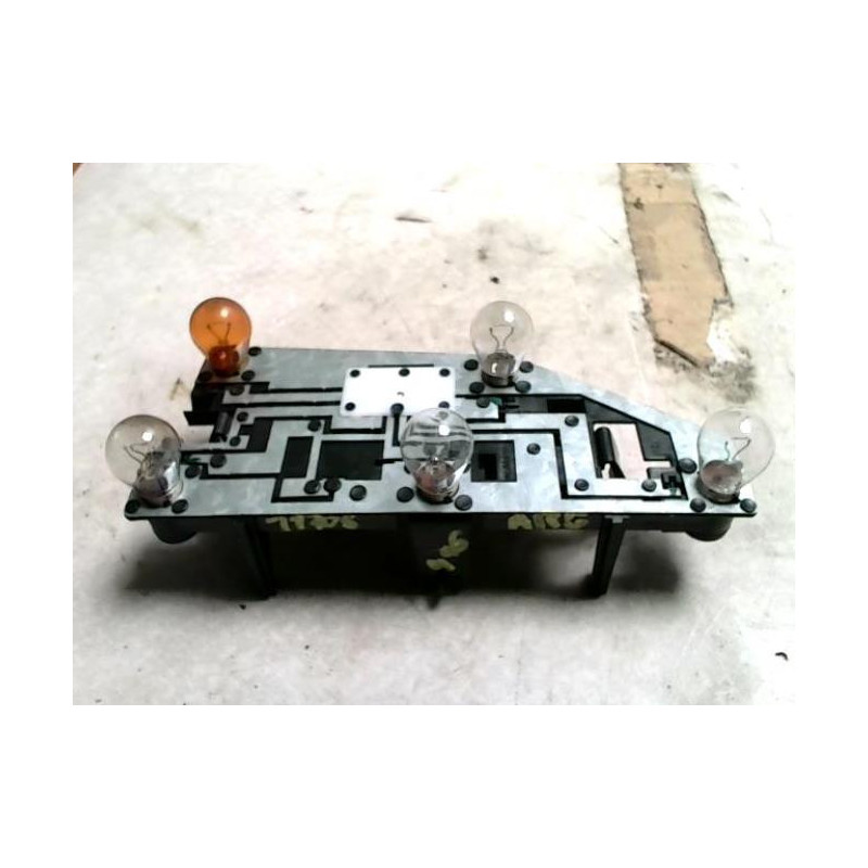 Platine feu arriere gauche PEUGEOT 406 PHASE 2 d’occasion