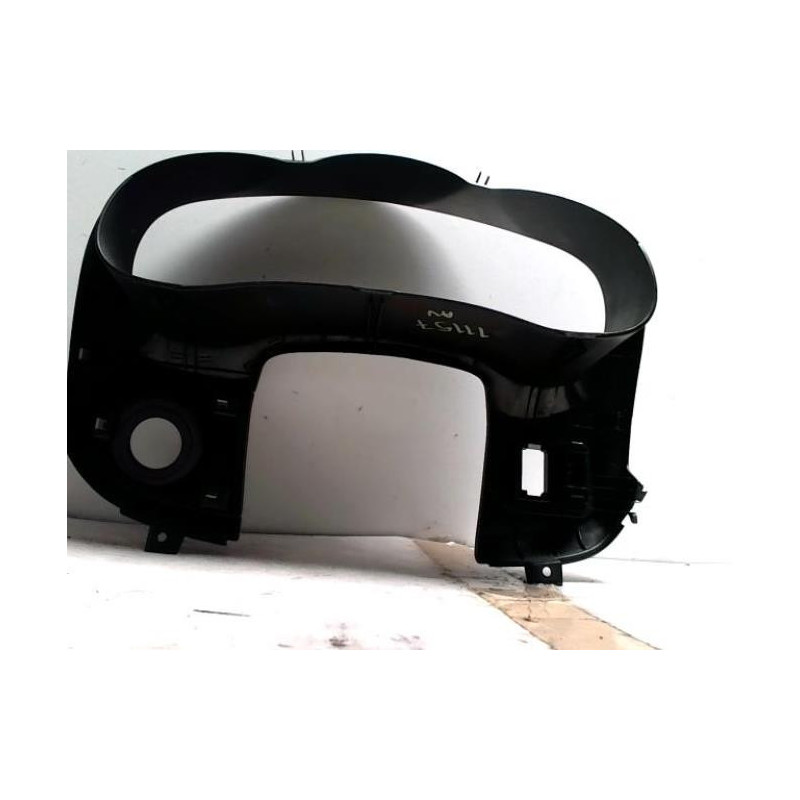 Casquette tableau de bord KIA CARNIVAL 2 d’occasion