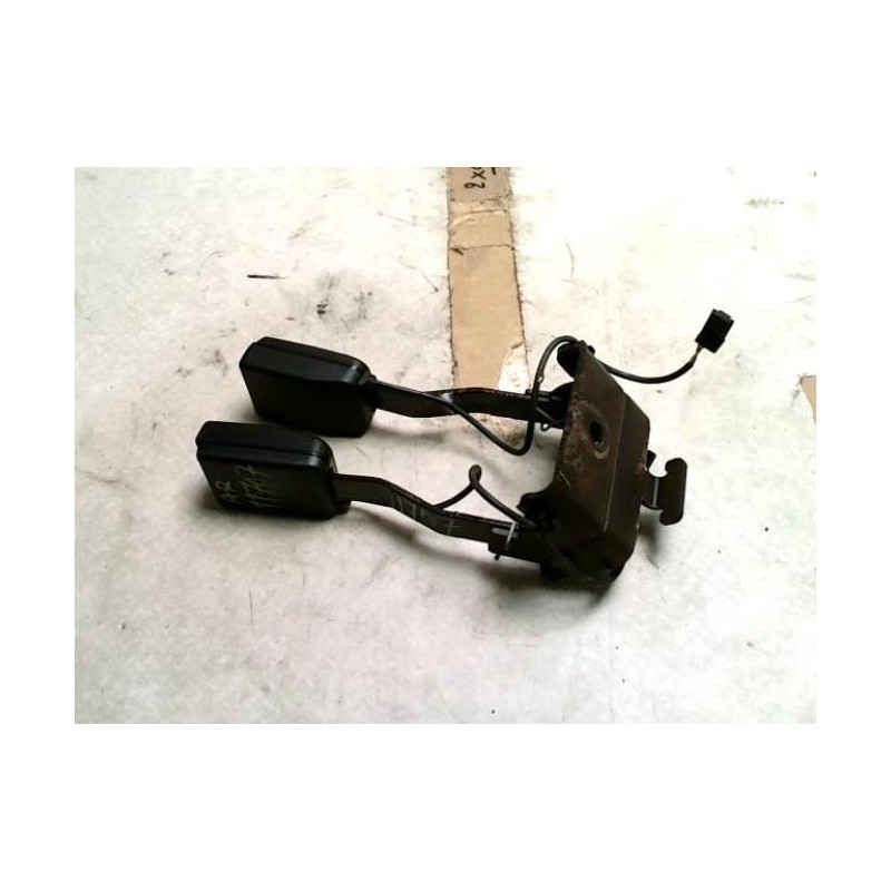 Attache ceinture arriere centrale RENAULT GRAND SCENIC 3 PHASE 1 d’occasion
