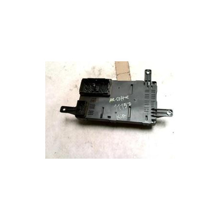 Porte fusible KIA CARNIVAL 2 d’occasion