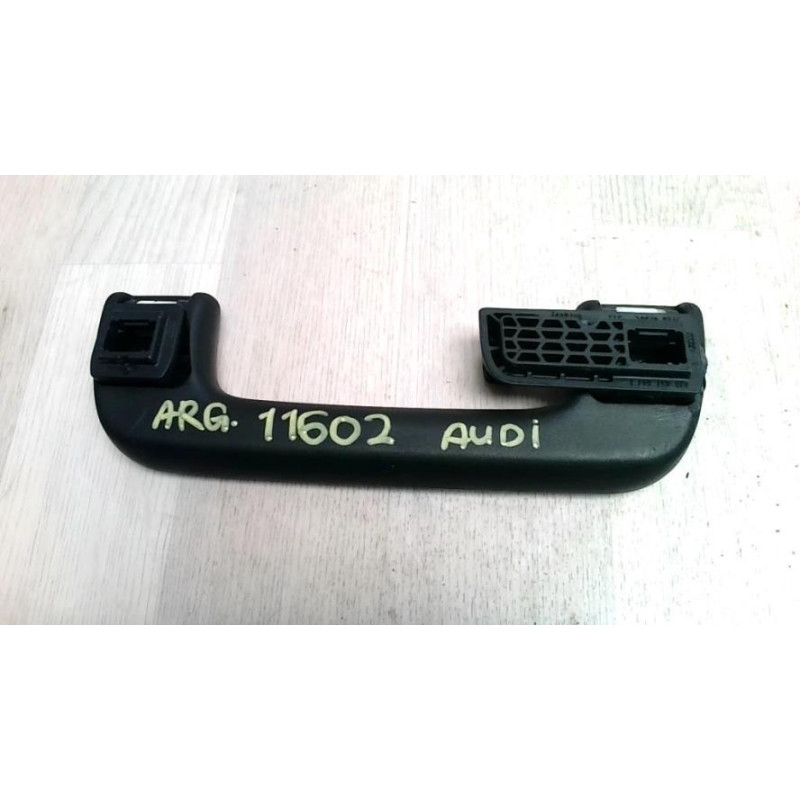 Poignee de maintien arriere gauche AUDI A4 3 AVANT PHASE 1 BREAK d’occasion