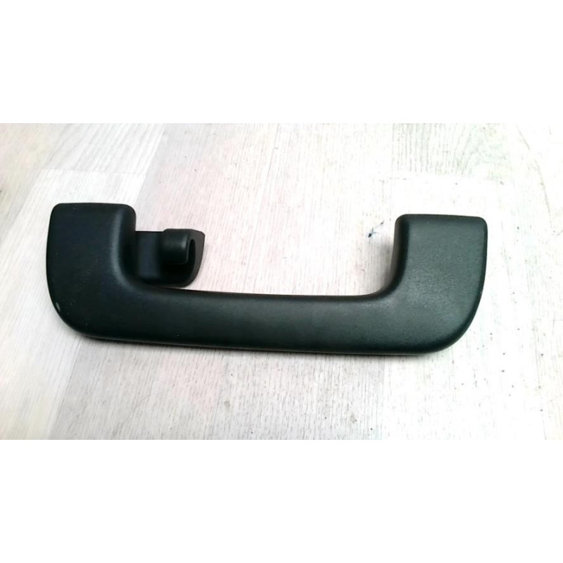 Poignee de maintien arriere gauche AUDI A4 3 AVANT PHASE 1 BREAK d’occasion