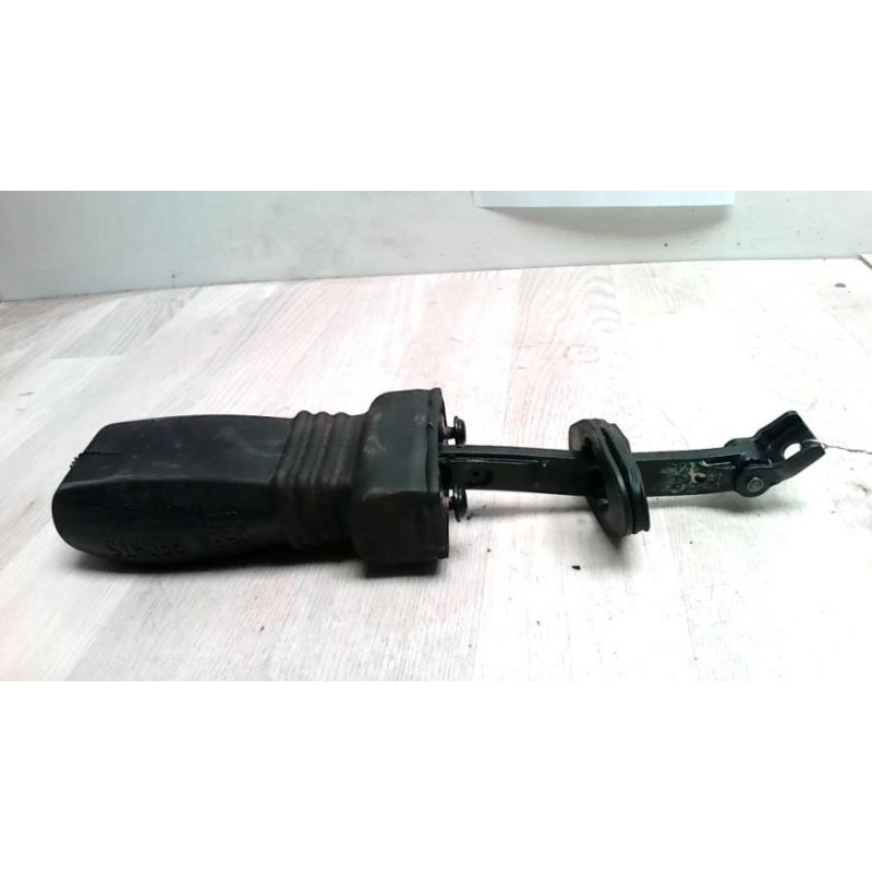 Tirant de porte arriere gauche AUDI A4 3 AVANT PHASE 1 BREAK d’occasion