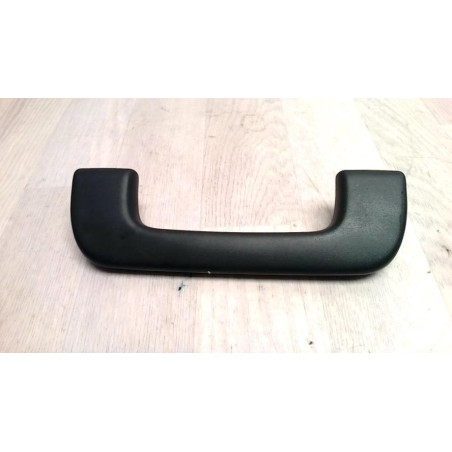Poignee de maintien avant gauche AUDI A4 3 AVANT PHASE 1 BREAK d’occasion