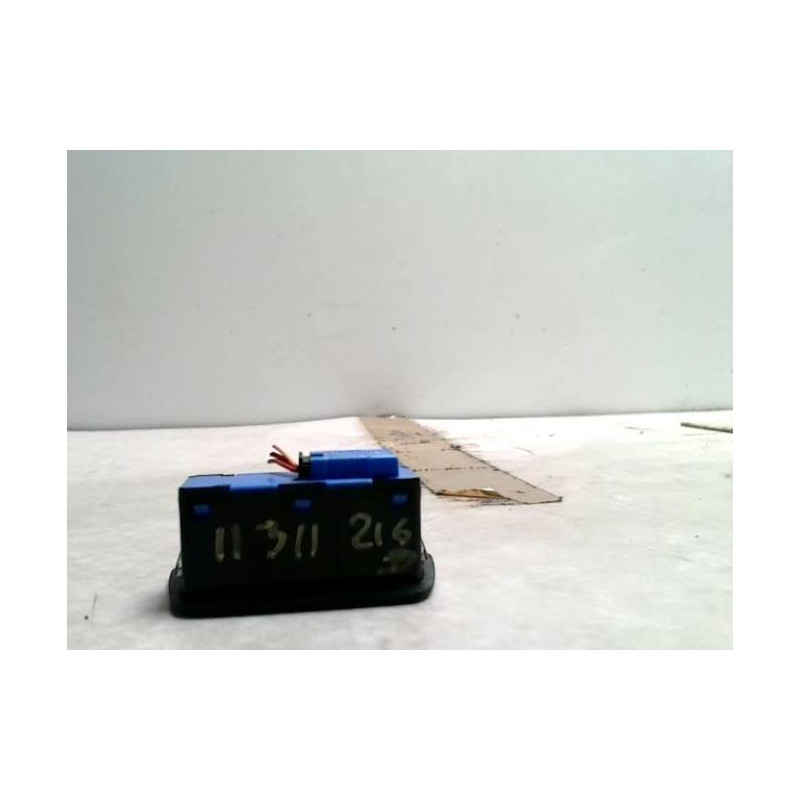 Bouton de coffre BMW SERIE 2 F45 ACTIVE TOURER PHASE 2 d’occasion