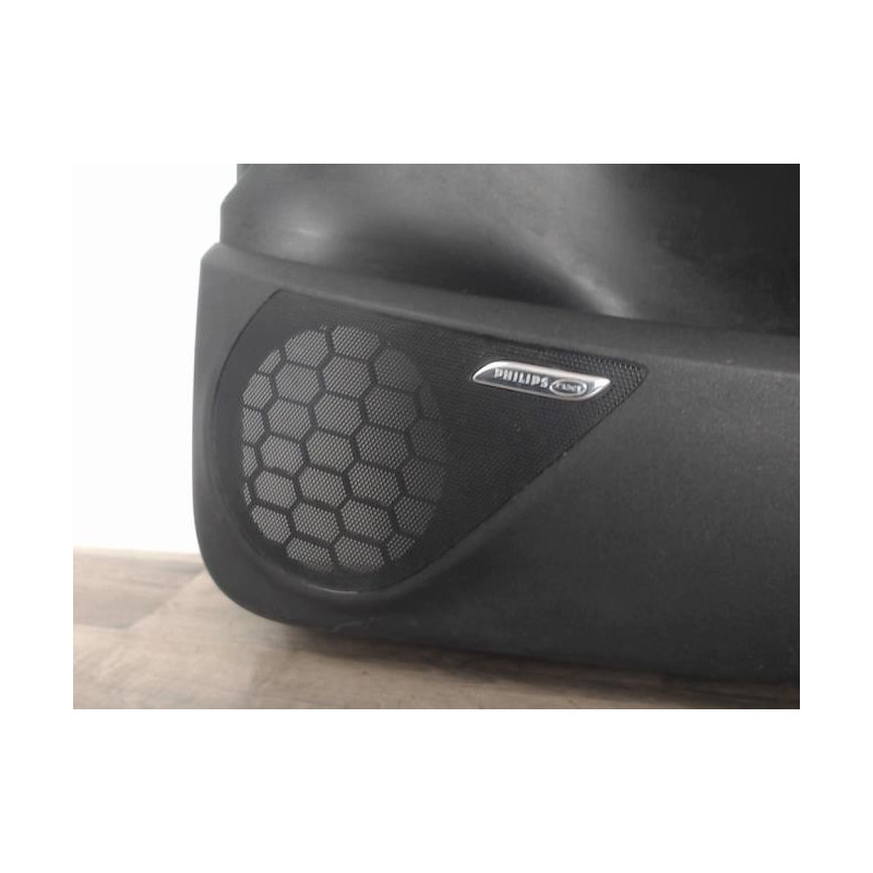 Panneau de porte avant droit CITROEN C4 PICASSO 1 d’occasion