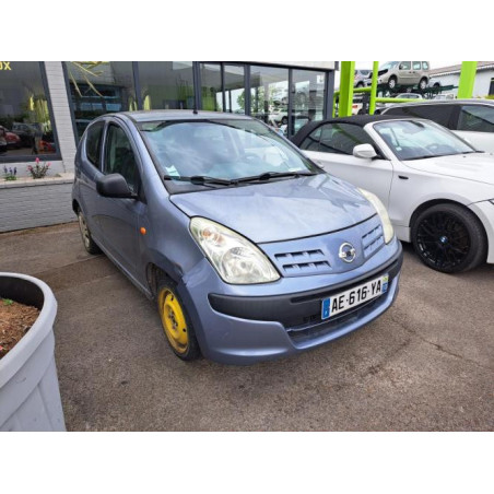 Charniere de porte avant gauche NISSAN PIXO d’occasion